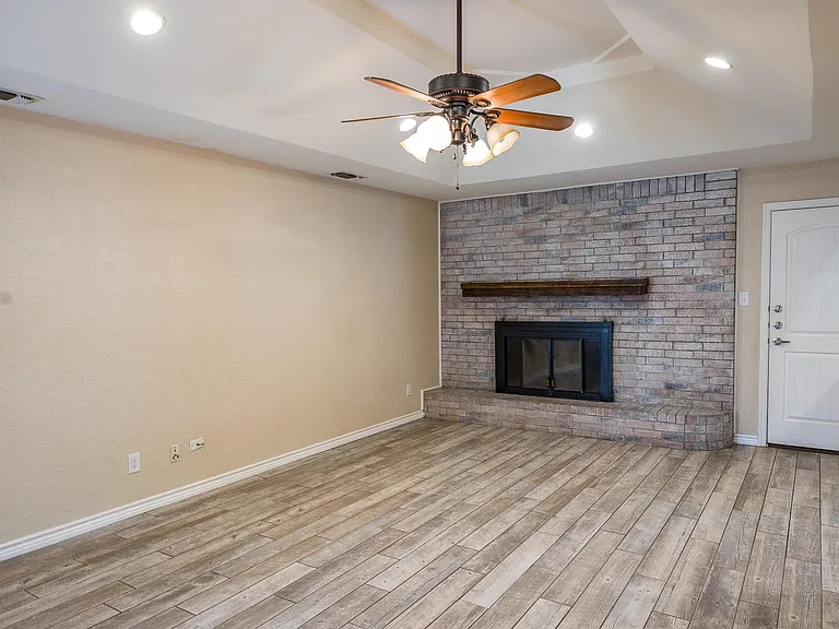 4808 Mount Everest Dr — Photo 7