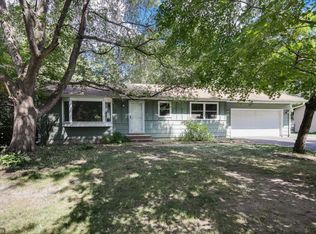 5262 Skiba Dr, Mounds View, MN 55112