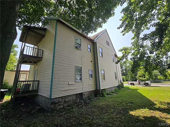 3rd image of 244 Shonnard St