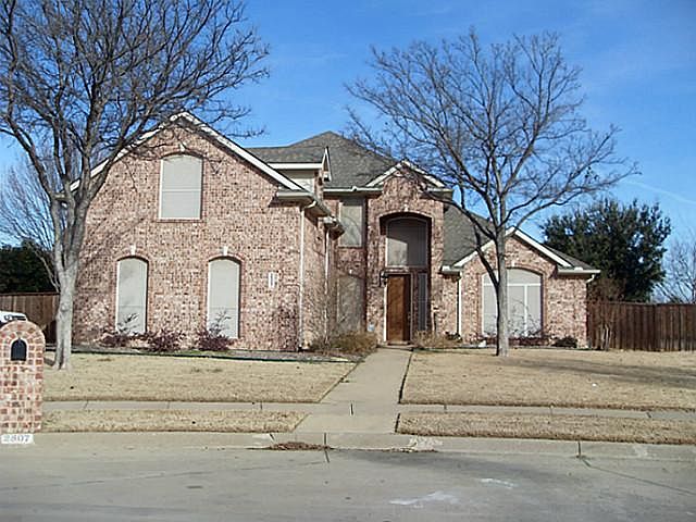 1st image of 2807 Heather Wood Dr