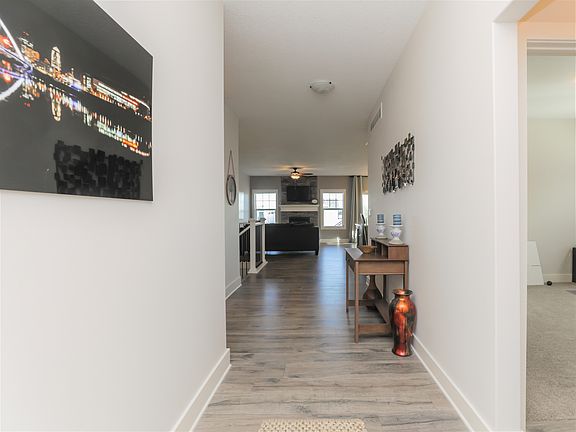 4th image of 2829 SW Cedarwood Ln