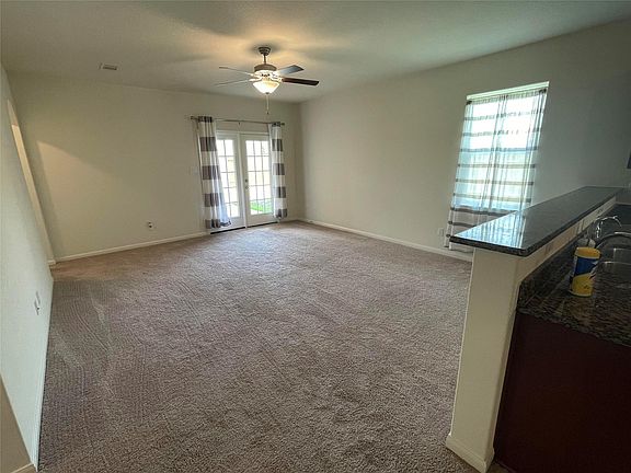 3rd image of 9402 Garnet Grove Dr