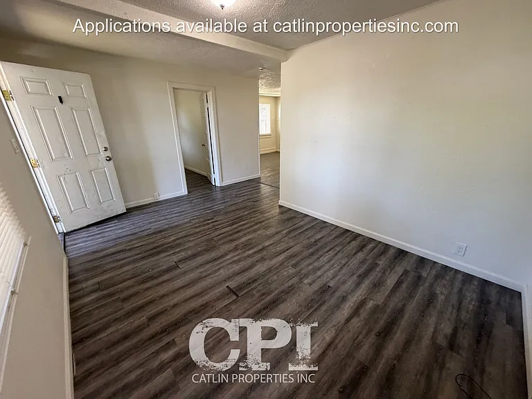320 21st Ave — Photo 3