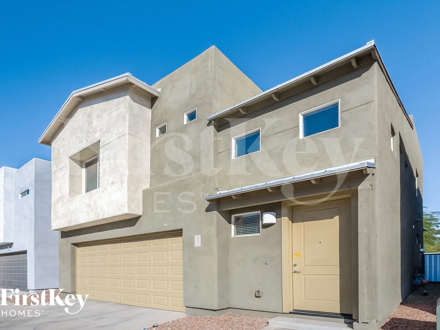 3 bed, 3.0 bath, 1500 sqft, $2,205 — Photo 3