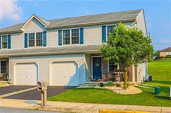 1st image of 648 Walker Dr
