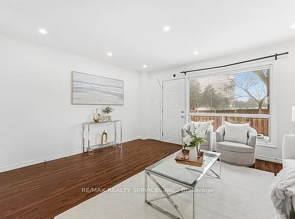 5th image of 475 Bramalea Rd #106