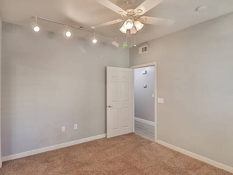 5250 S Rainbow Blvd #1160 — Photo 36