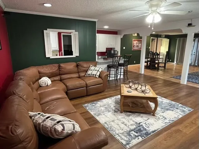 3018 Woodland Cir — Photo 7