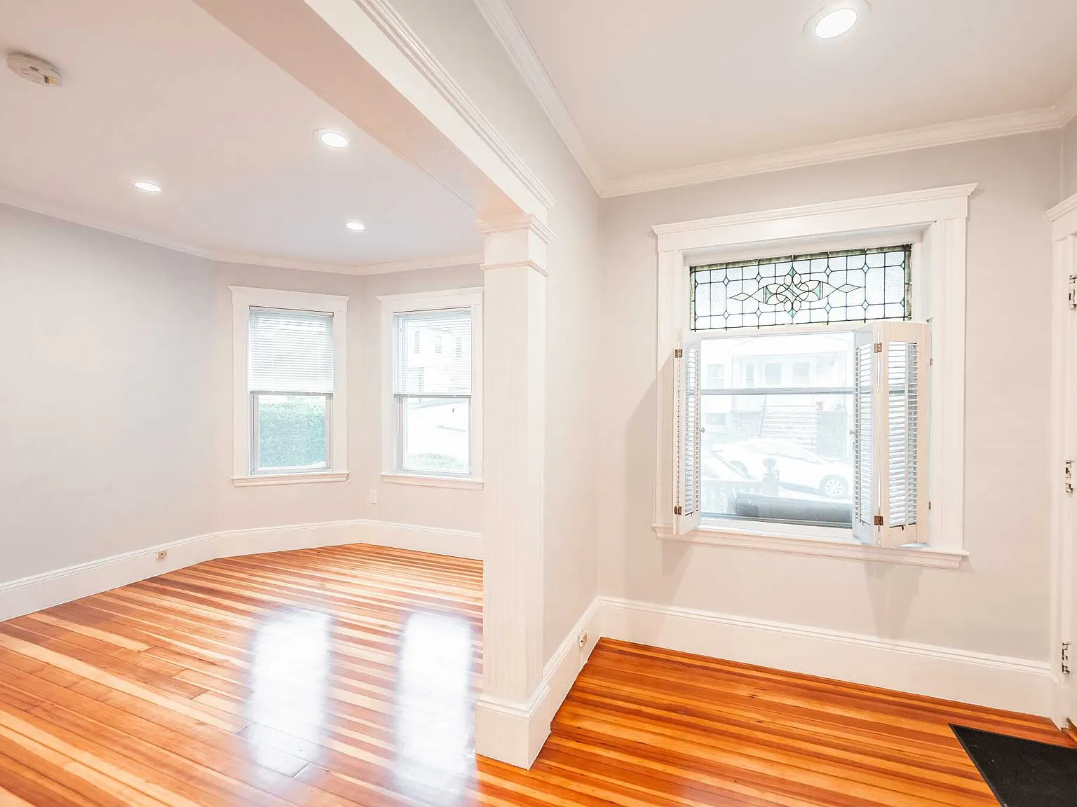 3 bed, $3,500 — Photo 3