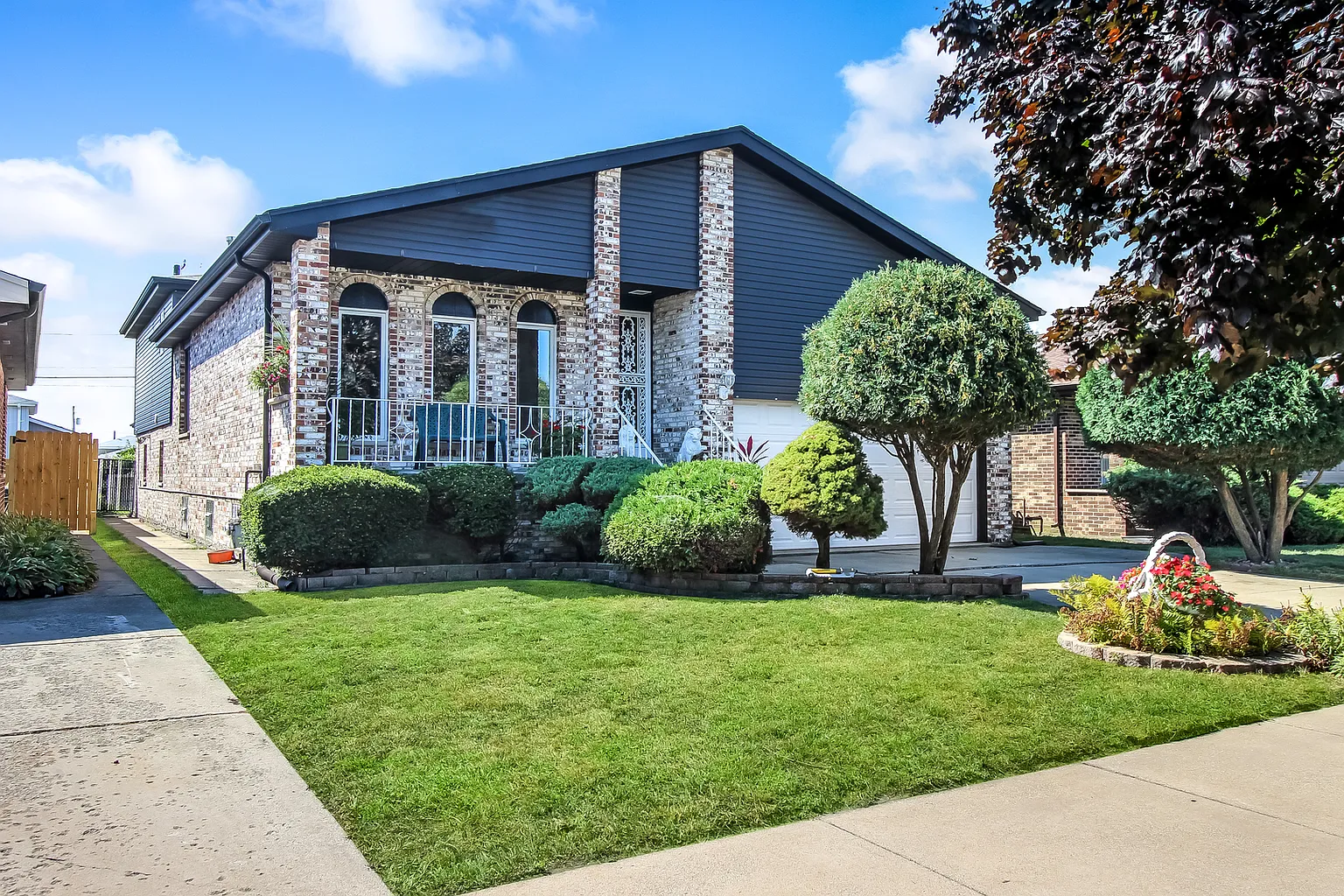 1111 Stewart Ave photo 1