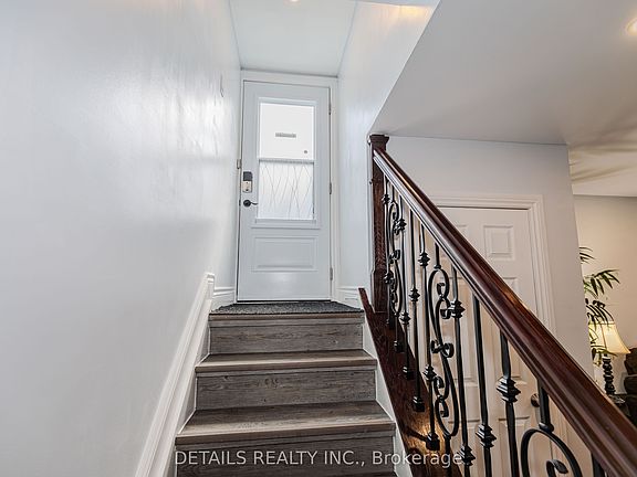 3rd image of 7 Kerry Cres