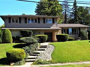533 Saint John St, Catasauqua, PA 18032