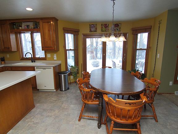 3rd image of 2118 Rock River Ct