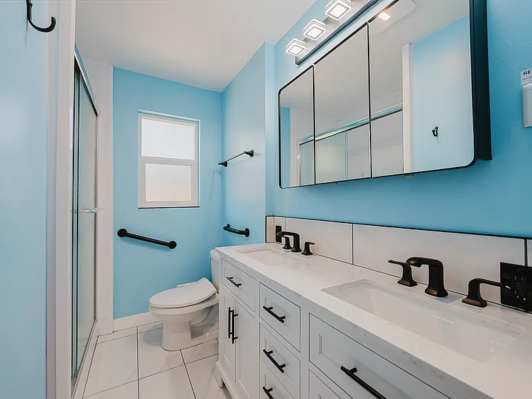 3260 E Cummings Rd — Photo 5