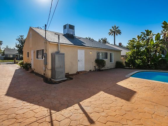 5th image of 6045 Teesdale Ave