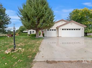 14986 Hillside Dr, Caldwell, ID 83607