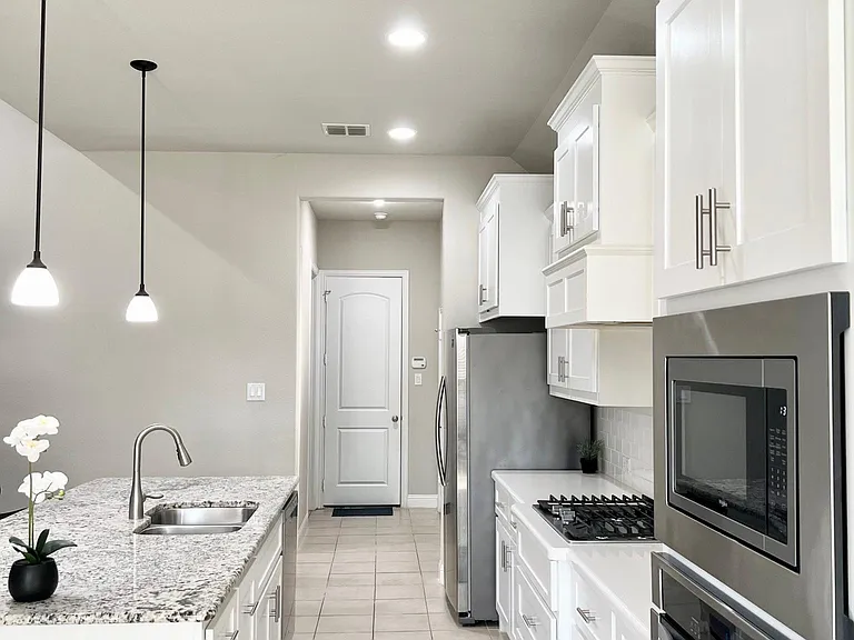 14709 Cedar Flat Way — Photo 4