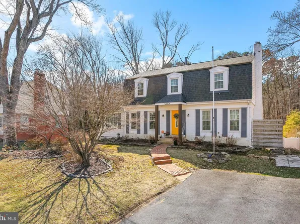 5405 Broadmoor St, Alexandria, VA 22315