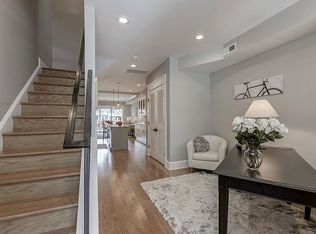 1827 L St NE, Washington, DC 20002