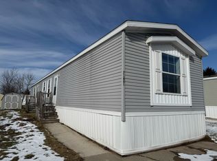 3 Bed 2 Bath Single Section Plan, Springbrook Estates, Romeo, MI 48065