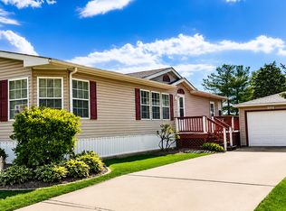 22654 S Foxfire Dr, Frankfort, IL 60423