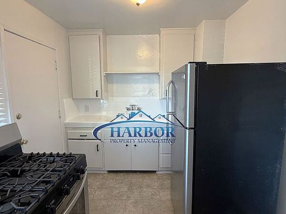 5th image of 904 Sartori Ave APT 2