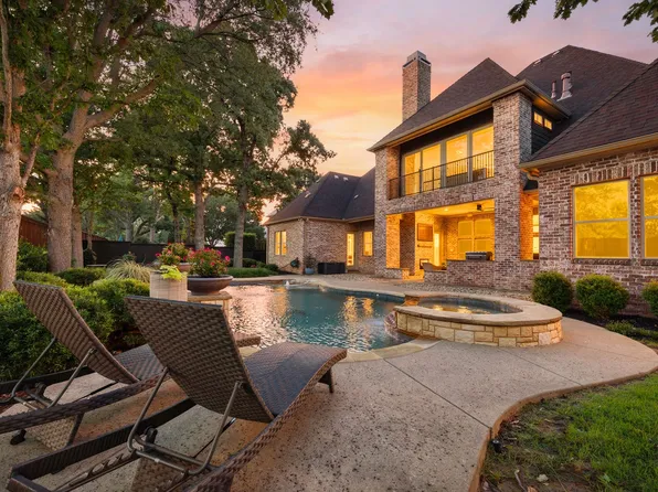 6804 Whittier Ln, Colleyville, TX 76034