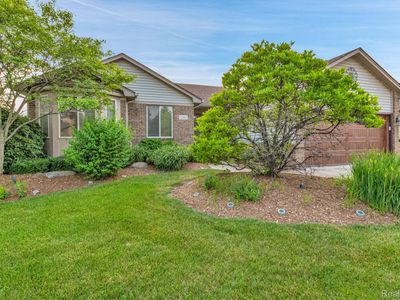 52865 Cross Creek Dr, Chesterfield, MI, 48047