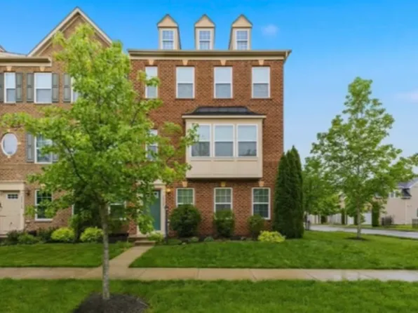 25707 Bishop Grove Ter, Aldie, VA 20105