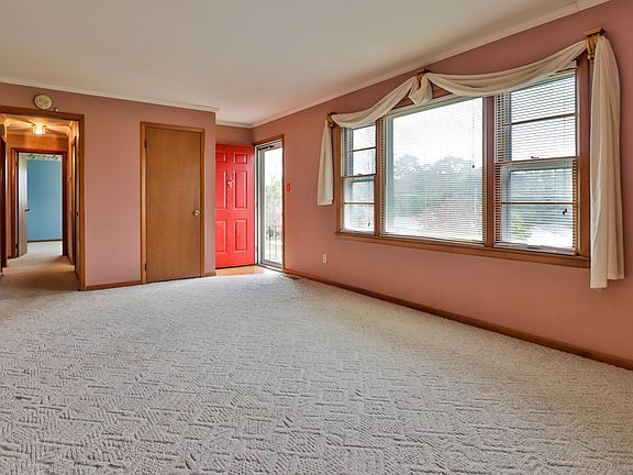 5th image of 1041 Tranquilla Dr