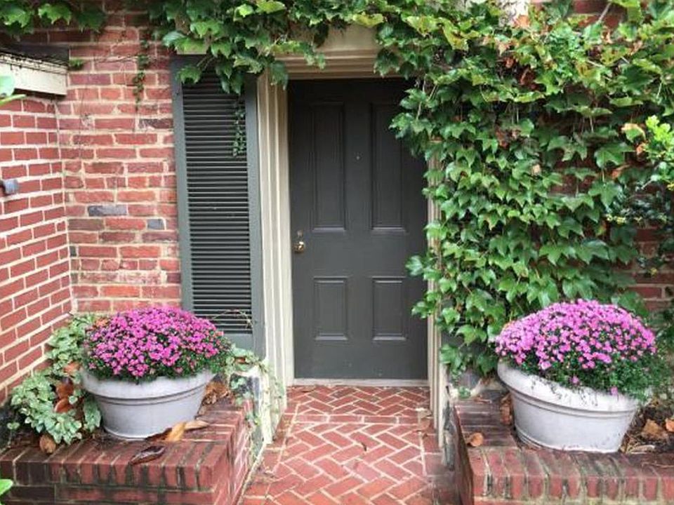 1st image of 404 S Saint Asaph St