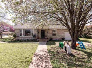 801 W 5th St, Clifton, TX 76634