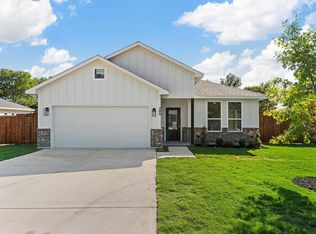 200 Abney Ave, Hillsboro, TX 76645