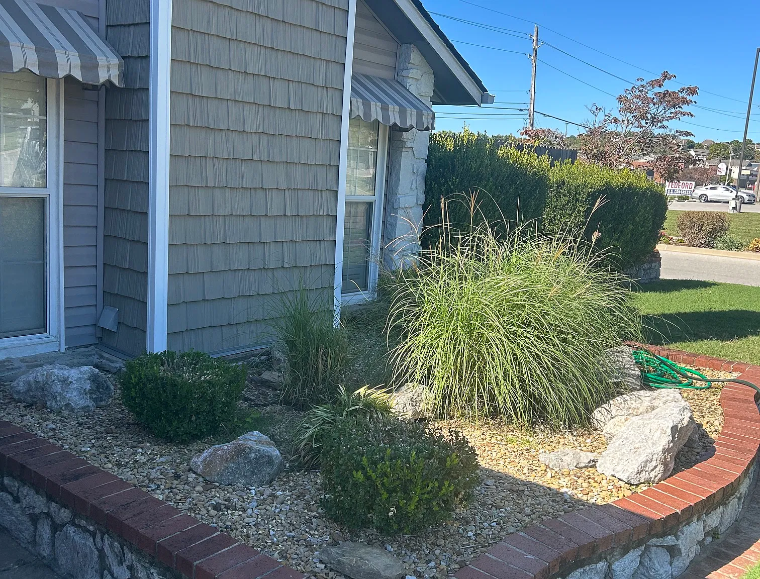3 bed, 1374 sqft, $1,695 — Photo 2