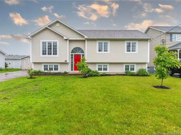 125 Caissie Ave, Shediac, NB E4P 8Y9