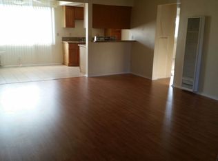 832 W Colorado Blvd APT A, Monrovia, CA 91016