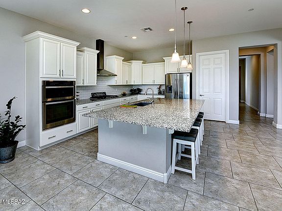 3rd image of 3566 N Molino Canyon Pl