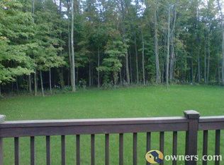 1 Pine Hollow Dr, Farmington, CT 06032