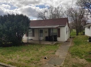 209 S 16th St, Petersburg, IN 47567