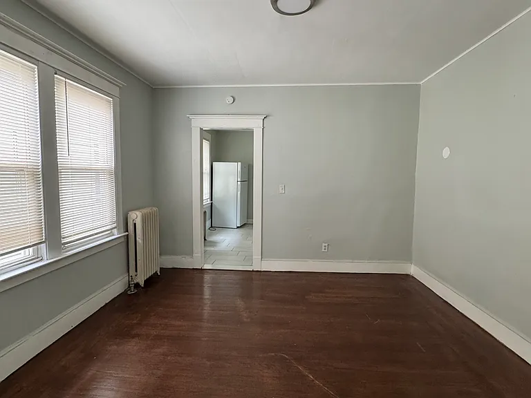 918 Winchester Ave #2 — Photo 6