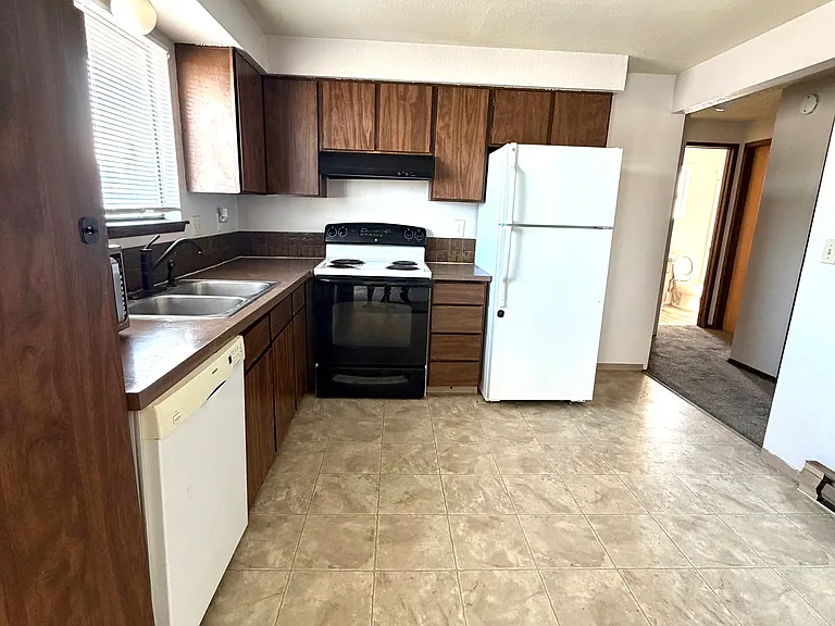 621 N 5th Ave #D — Photo 1