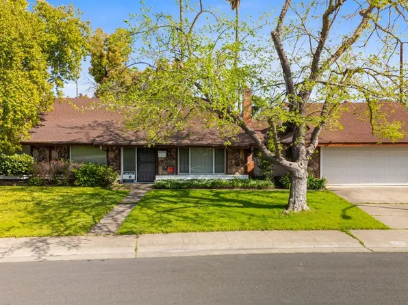 7215 Lamer Way, Sacramento, CA 95828