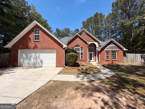 335 Hunters Gln, Fayetteville, GA 30215