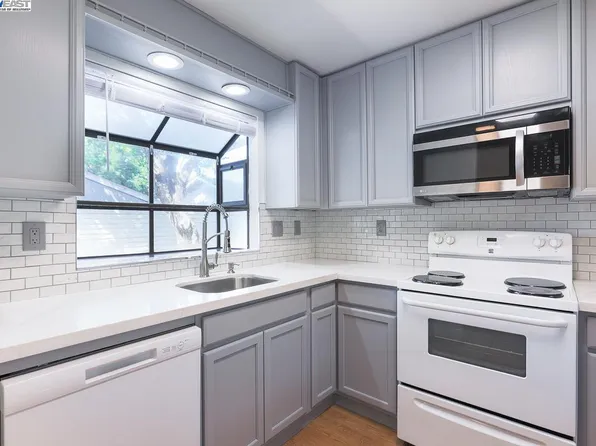 6173 Thornton Ave APT B, Newark, CA 94560