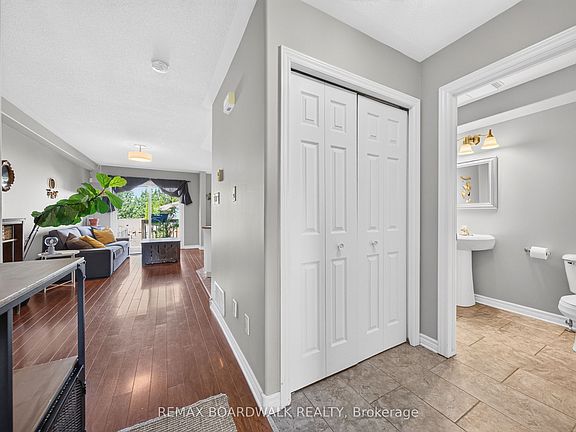 4th image of 109 Raina Way