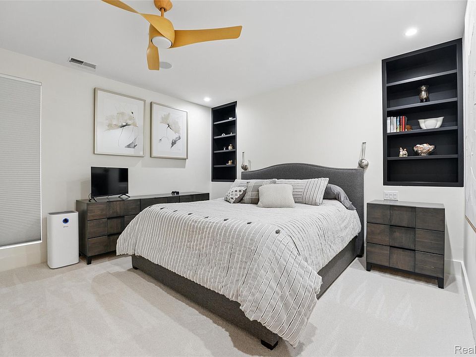 801 W Ann Arbor Trl Suite 306, photo 13