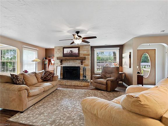 5th image of 4369 Wilcor Dr
