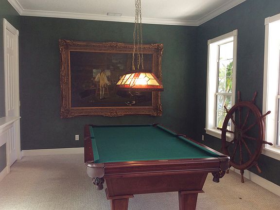 Formal Dining