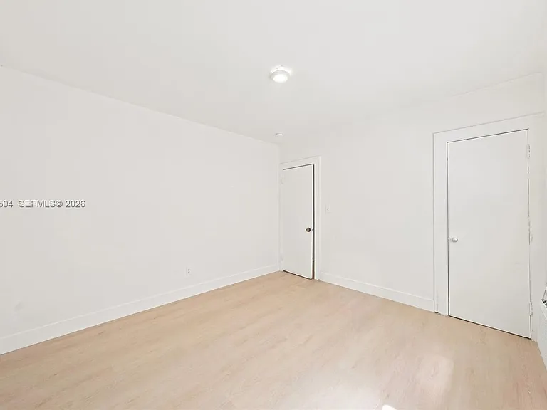 125 NE 56th St #1 — Photo 15
