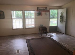 84 Tabbys Trl, Hortense, GA 31543